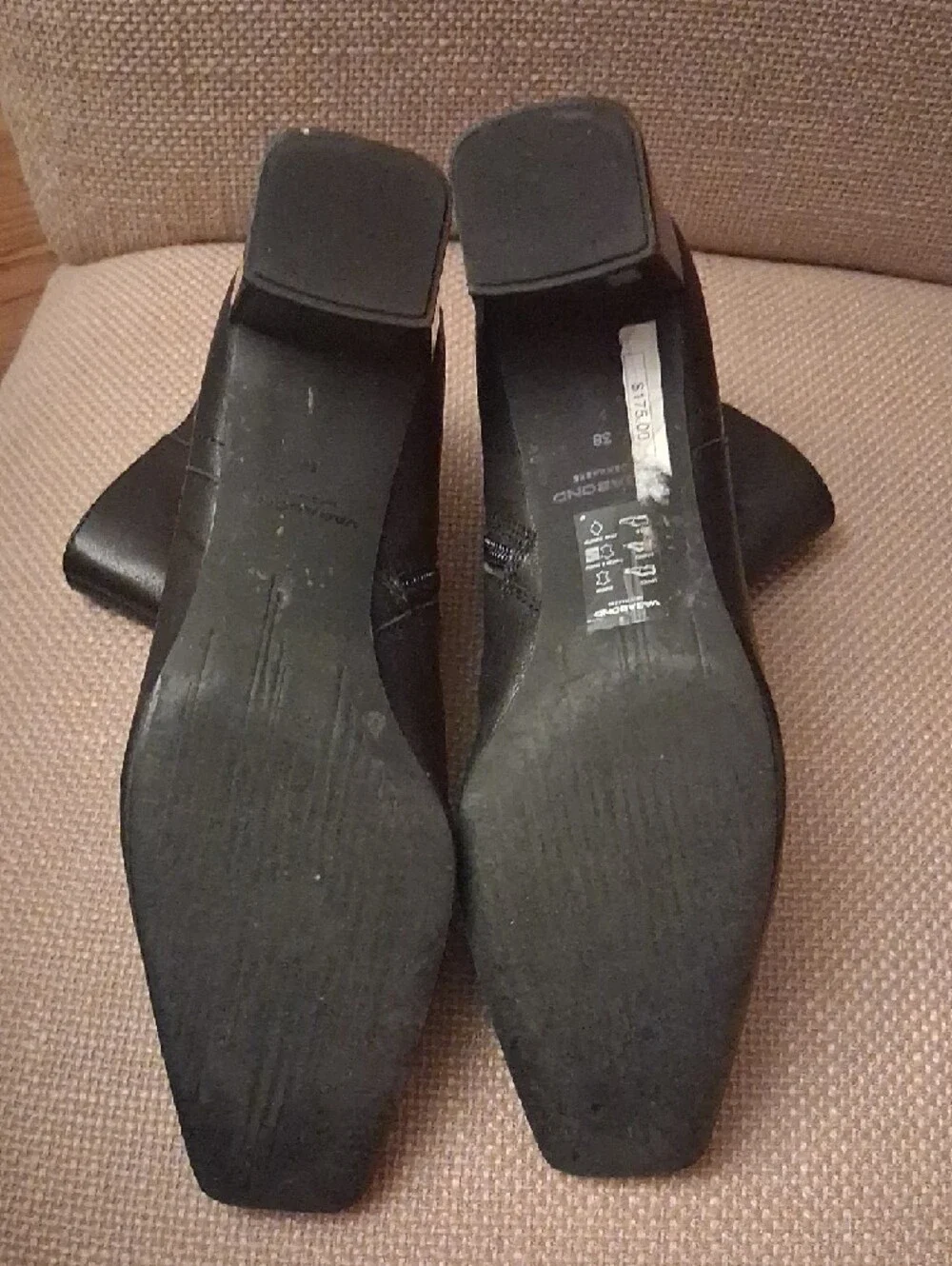 Vagabond black leather